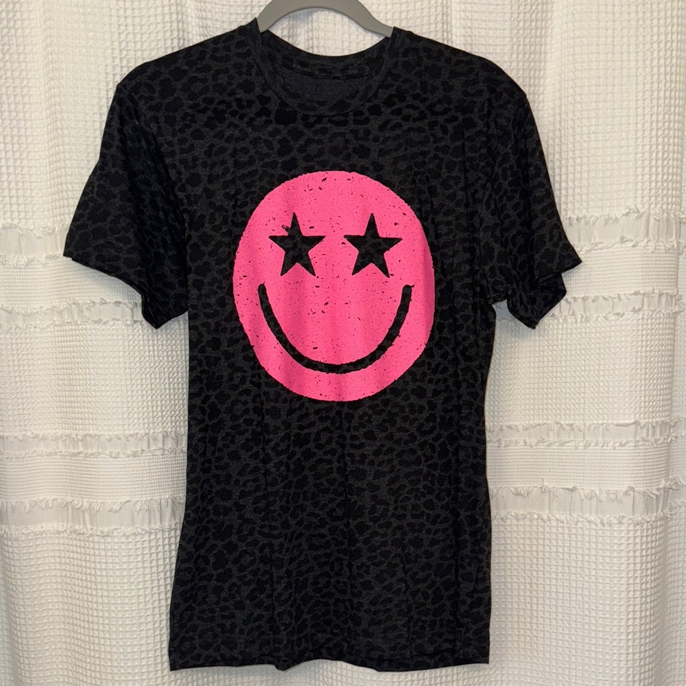 Women's Black and Pink Star Smiley Tee